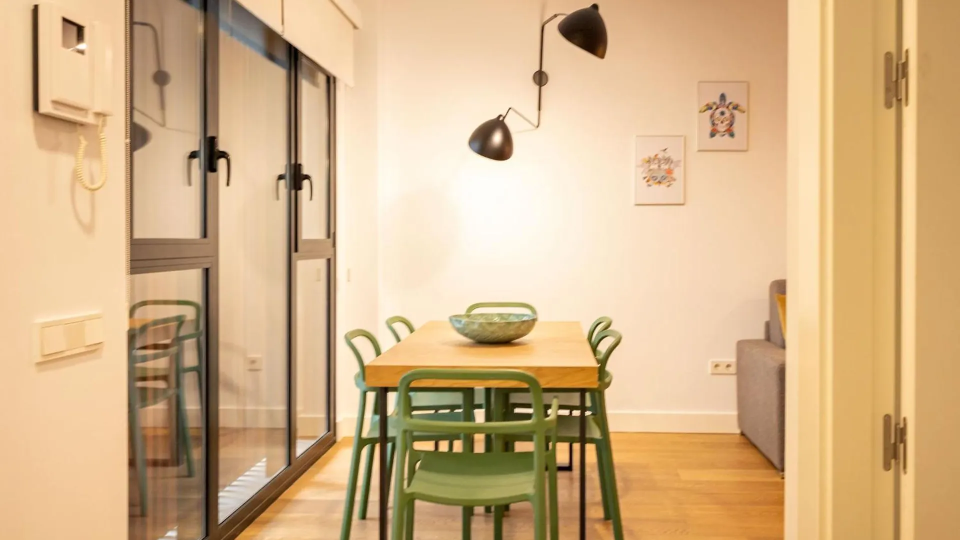 Cathedral Apartment Welcome Wheelchairs 6 Pax Sevilla