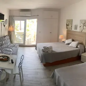 https://benal-beach-1.es-andalucia.com